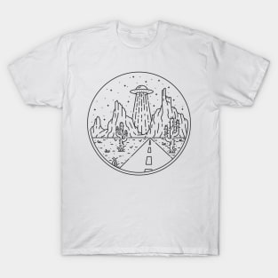 UFO in the Desert Vintage Alien T-Shirt